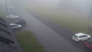 Horský hotel Čarták na Soláni - Hotel Čarták – parkoviště - 17.3.2026 v 11:50 Horský hotel Čarták na Soláni - Hotel Čarták – parkoviště - 17.3.2026 v 11:50