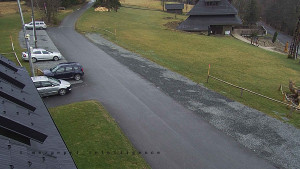 Horský hotel Čarták na Soláni - Hotel Čarták – parkoviště - 17.3.2026 v 13:15 Horský hotel Čarták na Soláni - Hotel Čarták – parkoviště - 17.3.2026 v 13:15