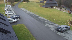 Horský hotel Čarták na Soláni - Hotel Čarták – parkoviště - 17.3.2026 v 13:25 Horský hotel Čarták na Soláni - Hotel Čarták – parkoviště - 17.3.2026 v 13:25