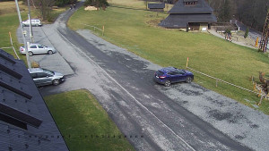 Horský hotel Čarták na Soláni - Hotel Čarták – parkoviště - 17.3.2026 v 14:35 Horský hotel Čarták na Soláni - Hotel Čarták – parkoviště - 17.3.2026 v 14:35