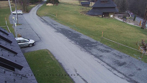 Horský hotel Čarták na Soláni - Hotel Čarták – parkoviště - 17.3.2026 v 15:45 Horský hotel Čarták na Soláni - Hotel Čarták – parkoviště - 17.3.2026 v 15:45