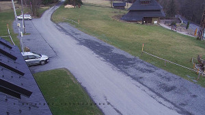 Horský hotel Čarták na Soláni - Hotel Čarták – parkoviště - 17.3.2026 v 15:50 Horský hotel Čarták na Soláni - Hotel Čarták – parkoviště - 17.3.2026 v 15:50
