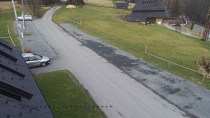 Horský hotel Čarták na Soláni - Hotel Čarták – parkoviště - 17.3.2026 v 16:10 Horský hotel Čarták na Soláni - Hotel Čarták – parkoviště - 17.3.2026 v 16:10