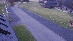 Horský hotel Čarták na Soláni - Hotel Čarták – parkoviště - 17.3.2026 v 17:40 Horský hotel Čarták na Soláni - Hotel Čarták – parkoviště - 17.3.2026 v 17:40