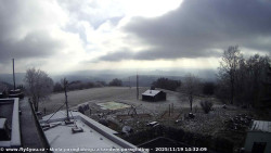 Pohled na jih, hrad Trosky