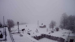 Pohled na jih, hrad Trosky