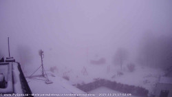 Pohled na jih, hrad Trosky