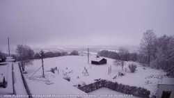 Pohled na jih, hrad Trosky