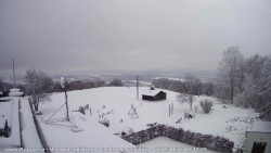 Pohled na jih, hrad Trosky