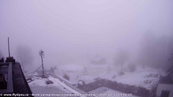 Pohled na jih, hrad Trosky