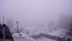 Pohled na jih, hrad Trosky