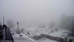 Pohled na jih, hrad Trosky