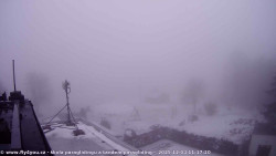 Pohled na jih, hrad Trosky