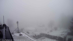 Pohled na jih, hrad Trosky