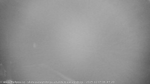 Kozákov - Pohled na jih, hrad Trosky - 7.12.2025 v 05:30 Kozákov - Pohled na jih, hrad Trosky - 7.12.2025 v 05:30