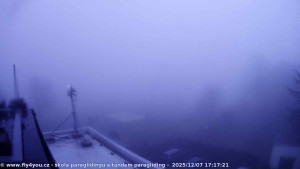 Kozákov - Pohled na jih, hrad Trosky - 7.12.2025 v 16:00 Kozákov - Pohled na jih, hrad Trosky - 7.12.2025 v 16:00