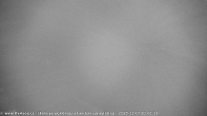 Kozákov - Pohled na jih, hrad Trosky - 7.12.2025 v 18:45 Kozákov - Pohled na jih, hrad Trosky - 7.12.2025 v 18:45