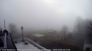 Kozákov - Pohled na jih, hrad Trosky - 9.12.2025 v 11:00 Kozákov - Pohled na jih, hrad Trosky - 9.12.2025 v 11:00