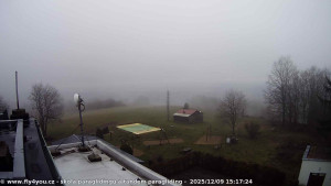 Kozákov - Pohled na jih, hrad Trosky - 9.12.2025 v 14:00 Kozákov - Pohled na jih, hrad Trosky - 9.12.2025 v 14:00