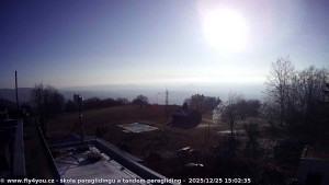 Kozákov - Pohled na jih, hrad Trosky - 25.12.2025 v 13:45 Kozákov - Pohled na jih, hrad Trosky - 25.12.2025 v 13:45