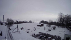 Pohled na jih, hrad Trosky