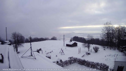 Pohled na jih, hrad Trosky