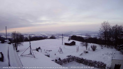 Pohled na jih, hrad Trosky