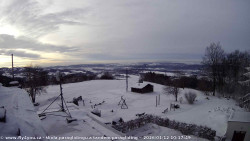 Pohled na jih, hrad Trosky