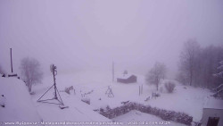 Pohled na jih, hrad Trosky