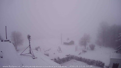 Pohled na jih, hrad Trosky