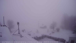 Pohled na jih, hrad Trosky