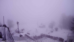 Pohled na jih, hrad Trosky