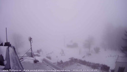 Pohled na jih, hrad Trosky