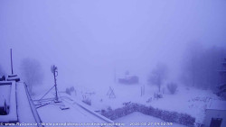 Pohled na jih, hrad Trosky