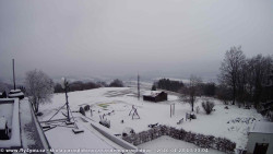 Pohled na jih, hrad Trosky