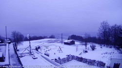 Pohled na jih, hrad Trosky