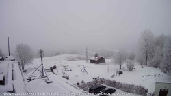 Pohled na jih, hrad Trosky