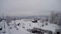 Pohled na jih, hrad Trosky