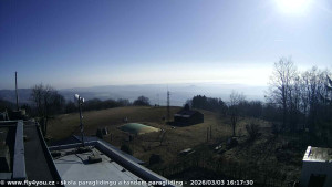 Kozákov - Pohled na jih, hrad Trosky - 3.3.2026 v 15:00 Kozákov - Pohled na jih, hrad Trosky - 3.3.2026 v 15:00