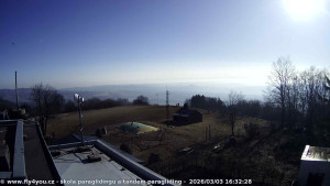 Kozákov - Pohled na jih, hrad Trosky - 3.3.2026 v 15:15 Kozákov - Pohled na jih, hrad Trosky - 3.3.2026 v 15:15