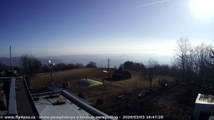 Kozákov - Pohled na jih, hrad Trosky - 3.3.2026 v 15:30 Kozákov - Pohled na jih, hrad Trosky - 3.3.2026 v 15:30