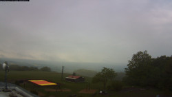 Pohled na jih, hrad Trosky