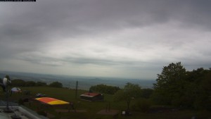 Kozákov - Pohled na jih, hrad Trosky - 16.5.2026 v 07:30 Kozákov - Pohled na jih, hrad Trosky - 16.5.2026 v 07:30