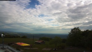 Kozákov - Pohled na jih, hrad Trosky - 16.5.2026 v 17:30 Kozákov - Pohled na jih, hrad Trosky - 16.5.2026 v 17:30
