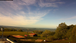 Pohled na jih, hrad Trosky