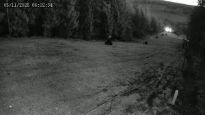 Lyžařský areál Hradiště - Sjezdovka - 5.11.2025 v 06:02 Lyžařský areál Hradiště - Sjezdovka - 5.11.2025 v 06:02