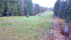 Lyžařský areál Hradiště - Sjezdovka - 14.11.2025 v 07:02 Lyžařský areál Hradiště - Sjezdovka - 14.11.2025 v 07:02