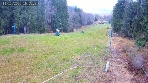 Lyžařský areál Hradiště - Sjezdovka - 14.11.2025 v 15:32 Lyžařský areál Hradiště - Sjezdovka - 14.11.2025 v 15:32