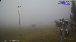 Lyžařský areál Mikulčin vrch - Sjezdovka Lopata - 14.11.2025 v 13:01 Lyžařský areál Mikulčin vrch - Sjezdovka Lopata - 14.11.2025 v 13:01