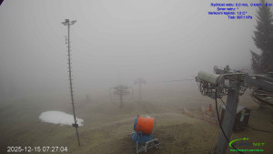 Lyžařský areál Mikulčin vrch - Sjezdovka Lopata - 15.12.2025 v 07:32 Lyžařský areál Mikulčin vrch - Sjezdovka Lopata - 15.12.2025 v 07:32